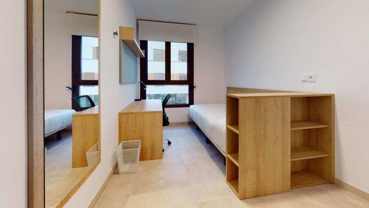 Micampus Avenida Del Puerto - Residencia De Estudiantes Appartamento