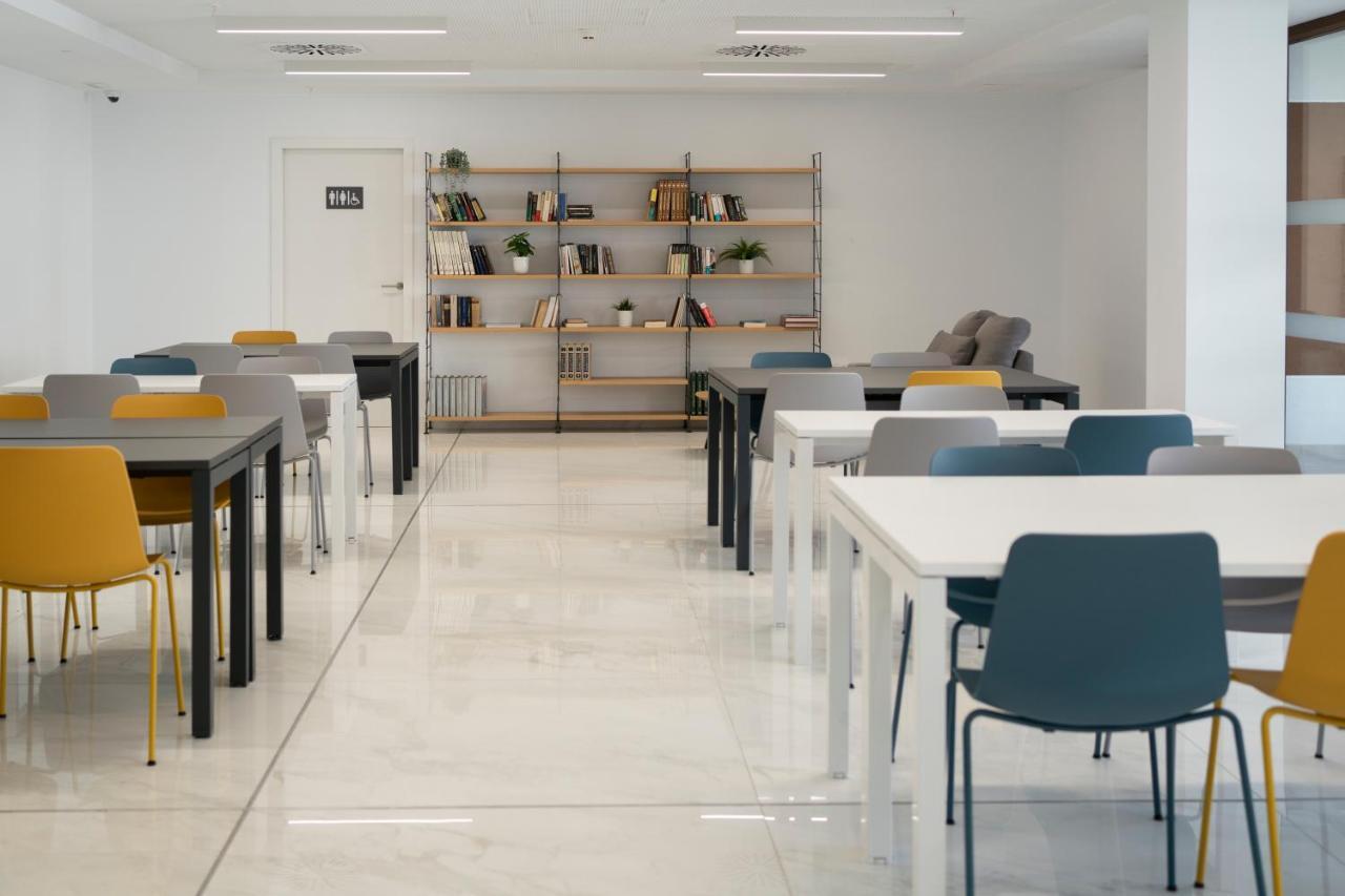 Micampus Av Del Puerto - Residencia De Estudiantes Apartamento *